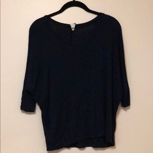 Love on: navy blue 3/4 sleeve top